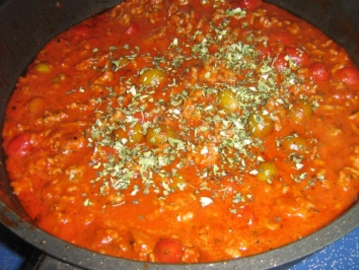 Spaghetti-Puten-Mozarellabolognese mit Oliven - Rezept - Bild Nr. 7