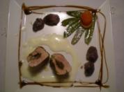 gefülltes Schweine Filet an Champagner Sauce mit Trüffel Kartoffel & grünen Schoten - Rezept