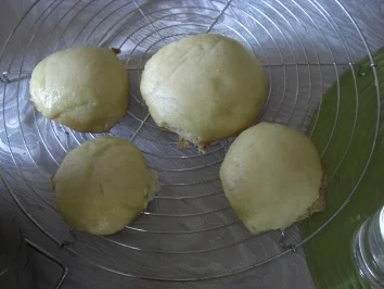 Inges Dampfnudeln (FOTO) - Rezept - Bild Nr. 3