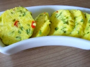 Rezept: Kräuterbutter mit Chili Kräuterbutter mit Chili - Rezept