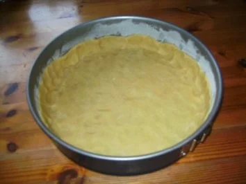 Rezept: Quiche Lorraine Bild Nr. 3 Quiche Lorraine - Rezept - Bild Nr. 3