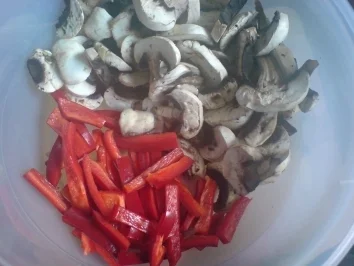 Rezept: Kartoffel-Pilz-Auflauf Bild Nr. 3 Kartoffel-Pilz-Auflauf - Rezept - Bild Nr. 3