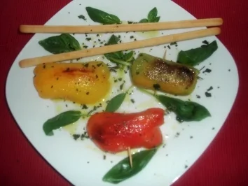 Paprika-Päckchen mit Basilikum-Vinaigrette - Rezept