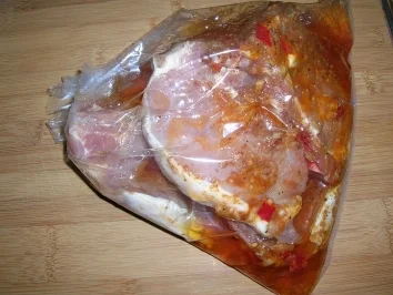 Chili-Kotelett mit Hasselback-Potatoes und Ratatouille-Mozzarella-Törtchen - Rezept - Bild Nr. 4