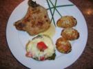 Chili-Kotelett mit Hasselback-Potatoes und Ratatouille-Mozzarella-Törtchen - Rezept