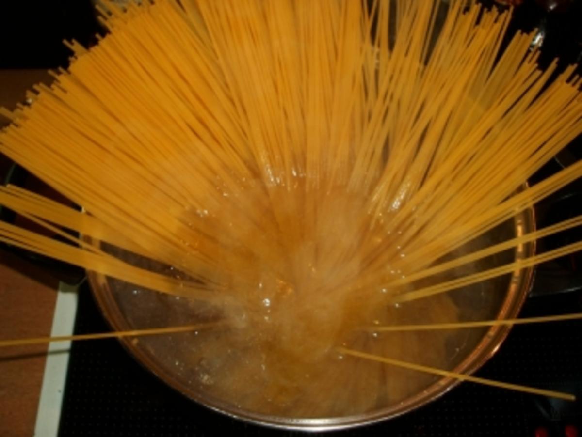 Spaghetti mit Möhren-Käse-Sauce - Rezept - Bild Nr. 2