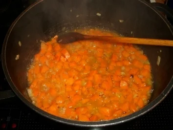 Spaghetti mit Möhren-Käse-Sauce - Rezept - Bild Nr. 3