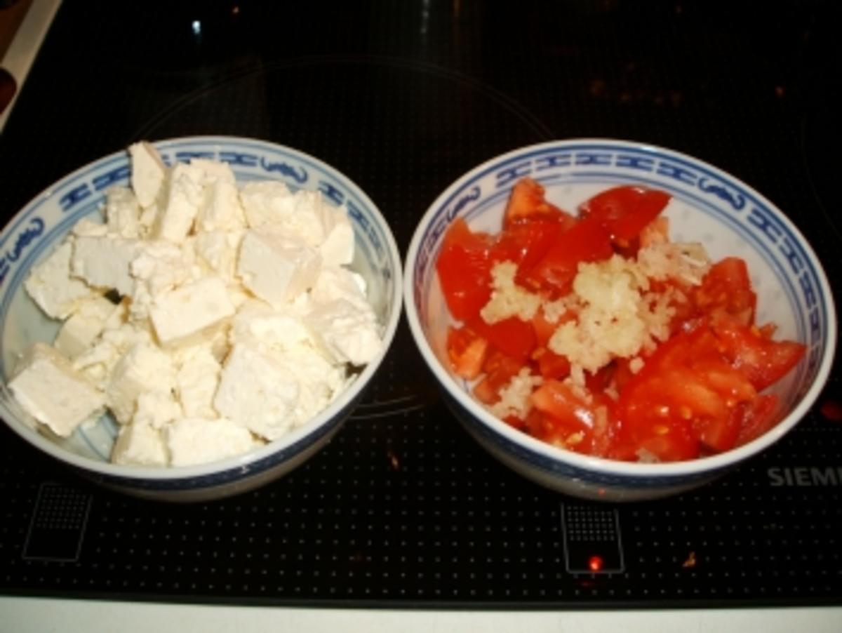 Nudeln mit Bohnen und würzigem Käse - Rezept - Bild Nr. 2