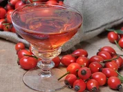 Hagebuttenwein - Rezept für einen 10-Liter-Ballon - Rezept - Bild Nr. 2