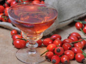 Hagebuttenwein - Rezept für einen 10-Liter-Ballon - Rezept - Bild Nr. 2