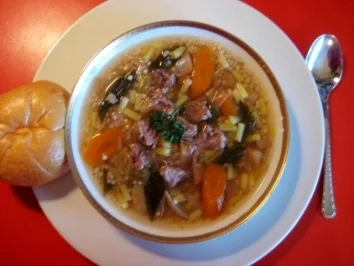 Rezept: Graupensüppchen mit Rindfleisch Graupensüppchen mit Rindfleisch - Rezept