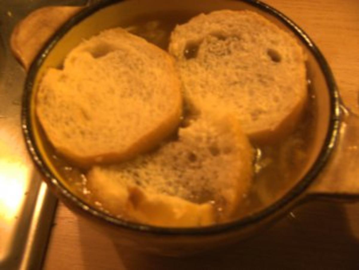 Suppen: Zwiebelsuppe - Rezept - Bild Nr. 3