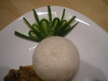 Rezept: EXOTISCHES- "Hot Chicken mit Kokosreis" Bild Nr. 2 EXOTISCHES- "Hot Chicken mit Kokosreis" - Rezept - Bild Nr. 2