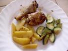 Hähncheschenkel mit Backkartoffeln und Zucchinigemüse - Rezept