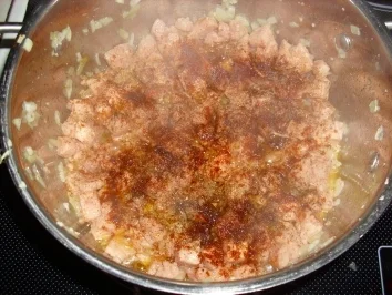 Rezept: Nudeln mit lecker roter Soße Bild Nr. 4 Nudeln mit lecker roter Soße - Rezept - Bild Nr. 4