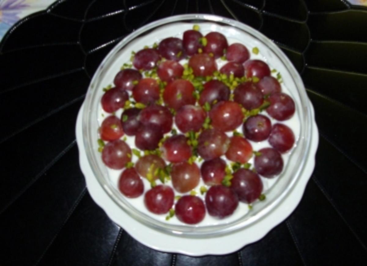 Schokomüsli mit roten Trauben und Pistazienkerne - Rezept - Bild Nr. 5