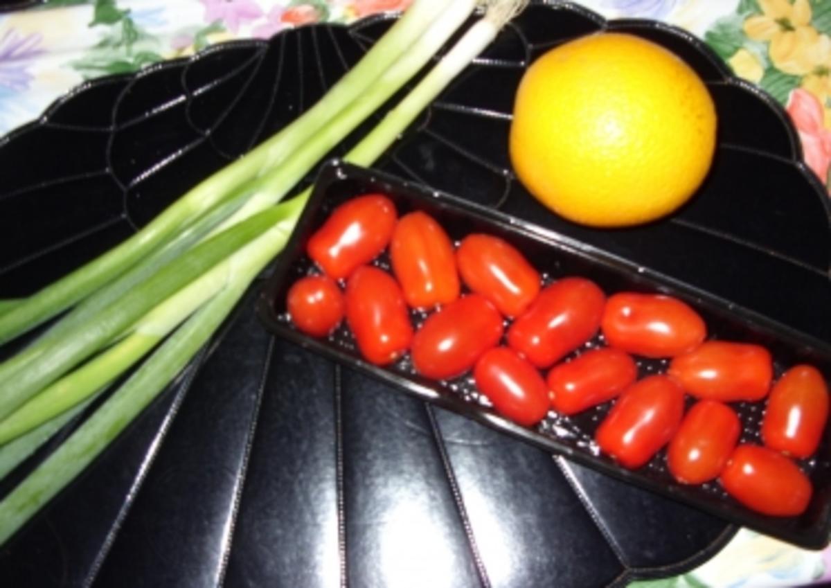 Gebratene scharfe Puten-Paprika-Spieße mit Tomaten-Lauchzwiebel-Reis - Rezept - Bild Nr. 2