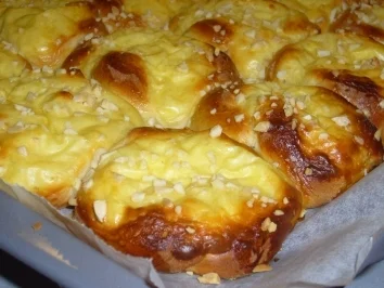 Rezept: Kikis Pudding-Hefebrezeln Bild Nr. 16 Kikis Pudding-Hefebrezeln - Rezept - Bild Nr. 16