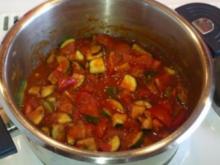 Zucchini-Tomaten-Gemüse - Rezept