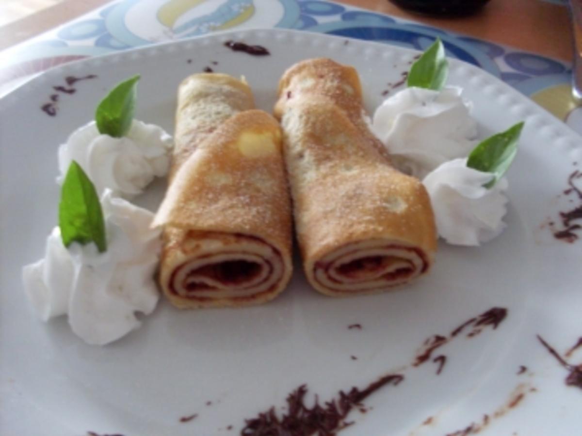 Pfannkuchen mit Marmelade - Rezept mit Bild - kochbar.de