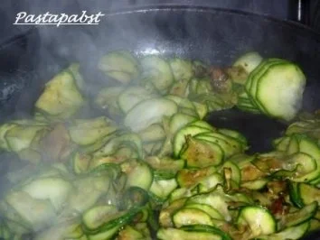 Rezept: eingelegte Zucchini Bild Nr. 2 eingelegte Zucchini - Rezept - Bild Nr. 2