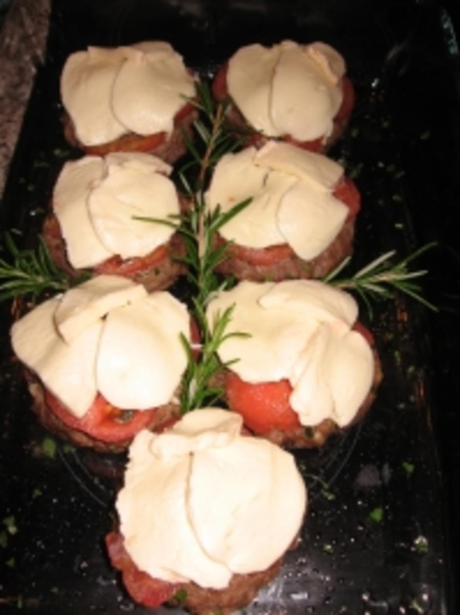 Tomaten-Mozarella- Frikadellen mit Röstzwiebel-Kartoffelstampf - Rezept - Bild Nr. 4