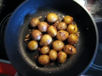 Rezept: MINUTENSTEAKS, PARISER KARTOFFELN, ROMANASALAT Bild Nr. 2 MINUTENSTEAKS, PARISER KARTOFFELN, ROMANASALAT - Rezept - Bild Nr. 2