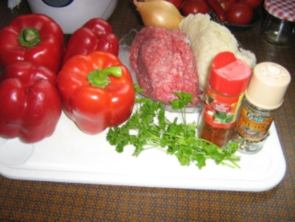 Paprika gefüllt mit Sauerkraut und Hack - Rezept - Bild Nr. 2