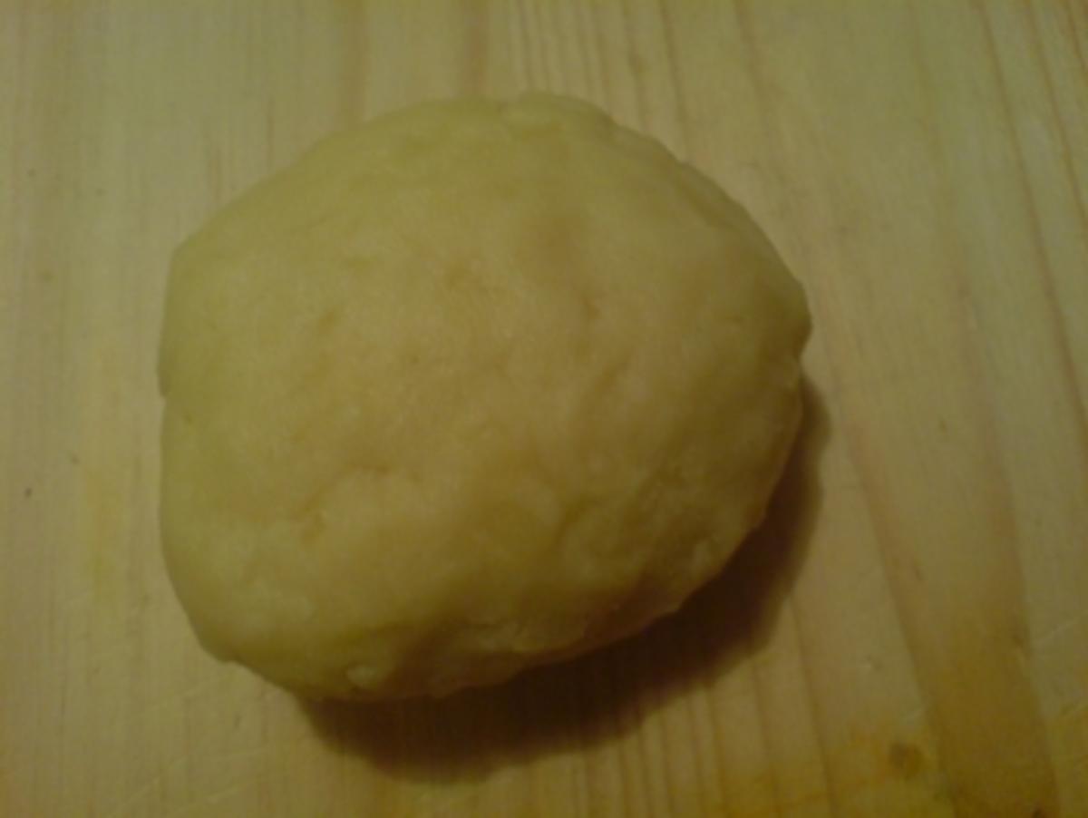 Fingerfood "Gefüllte Käse-Bällchen" - Rezept - Bild Nr. 2
