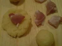 Fingerfood "Gefüllte Käse-Bällchen" - Rezept - Bild Nr. 3