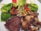 Salat mit Austernpilzen und Jungbullensteak - Rezept