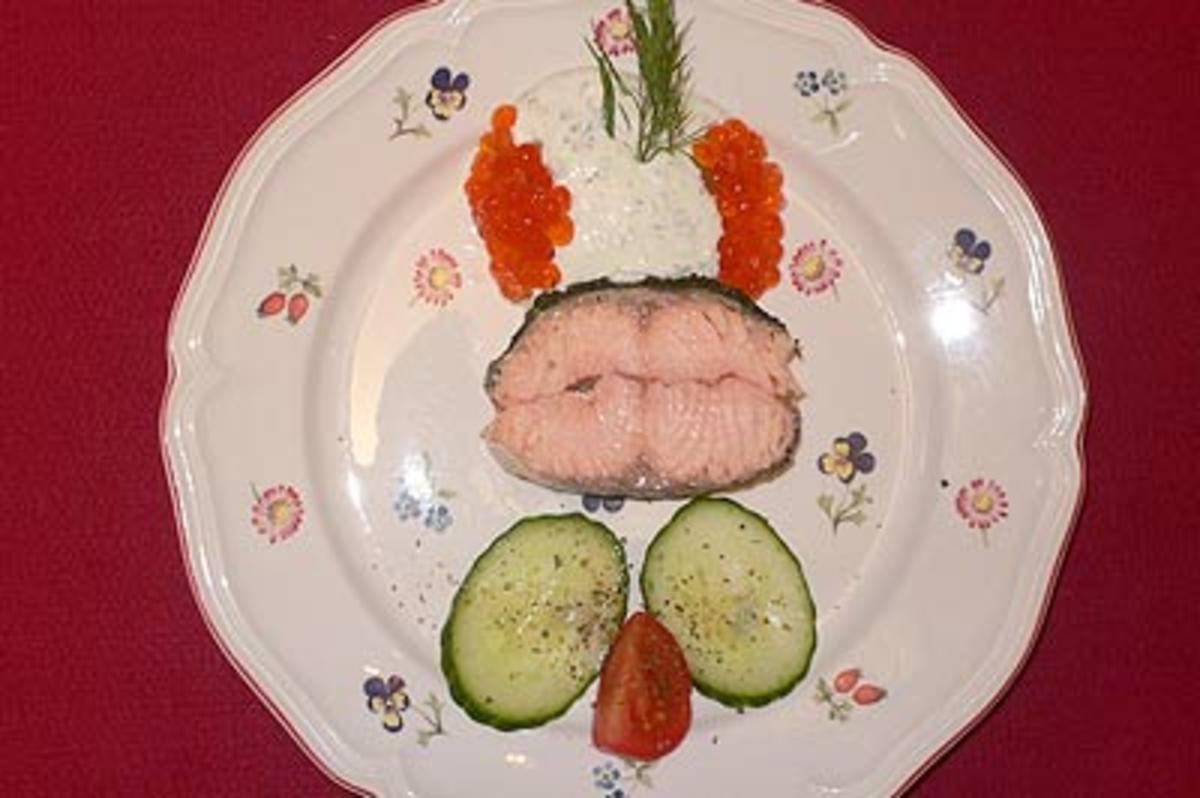 Ballotine vom Wildlachs mit Ketakaviar und Kräuterquark - Rezept ...