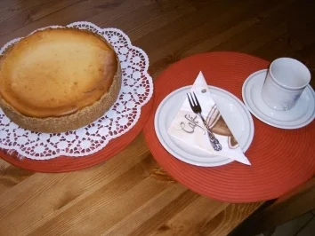 Rezept: Wiener Käsetorte Bild Nr. 6 Wiener Käsetorte - Rezept - Bild Nr. 6