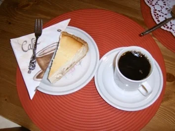 Rezept: Wiener Käsetorte Bild Nr. 7 Wiener Käsetorte - Rezept - Bild Nr. 7