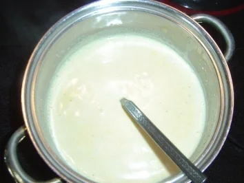 Spaghetti Lunghi Rossi mit Käsesoße und Parmesan - Rezept - Bild Nr. 4