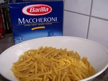 Maccheroni-Auflauf mit Hackfleischsauce - Rezept - Bild Nr. 5