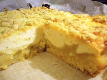 Rezept: Kuchen: Streusel-Topfen-Apfelmus (geht schnell) Bild Nr. 5 Kuchen: Streusel-Topfen-Apfelmus (geht schnell) - Rezept - Bild Nr. 5