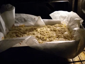 Rezept: Kuchen: Streusel-Topfen-Apfelmus (geht schnell) Bild Nr. 2 Kuchen: Streusel-Topfen-Apfelmus (geht schnell) - Rezept - Bild Nr. 2