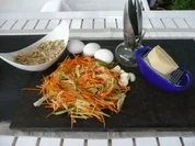 GEMÜSE :Zuccini-Karotten-Plätzchen - Rezept