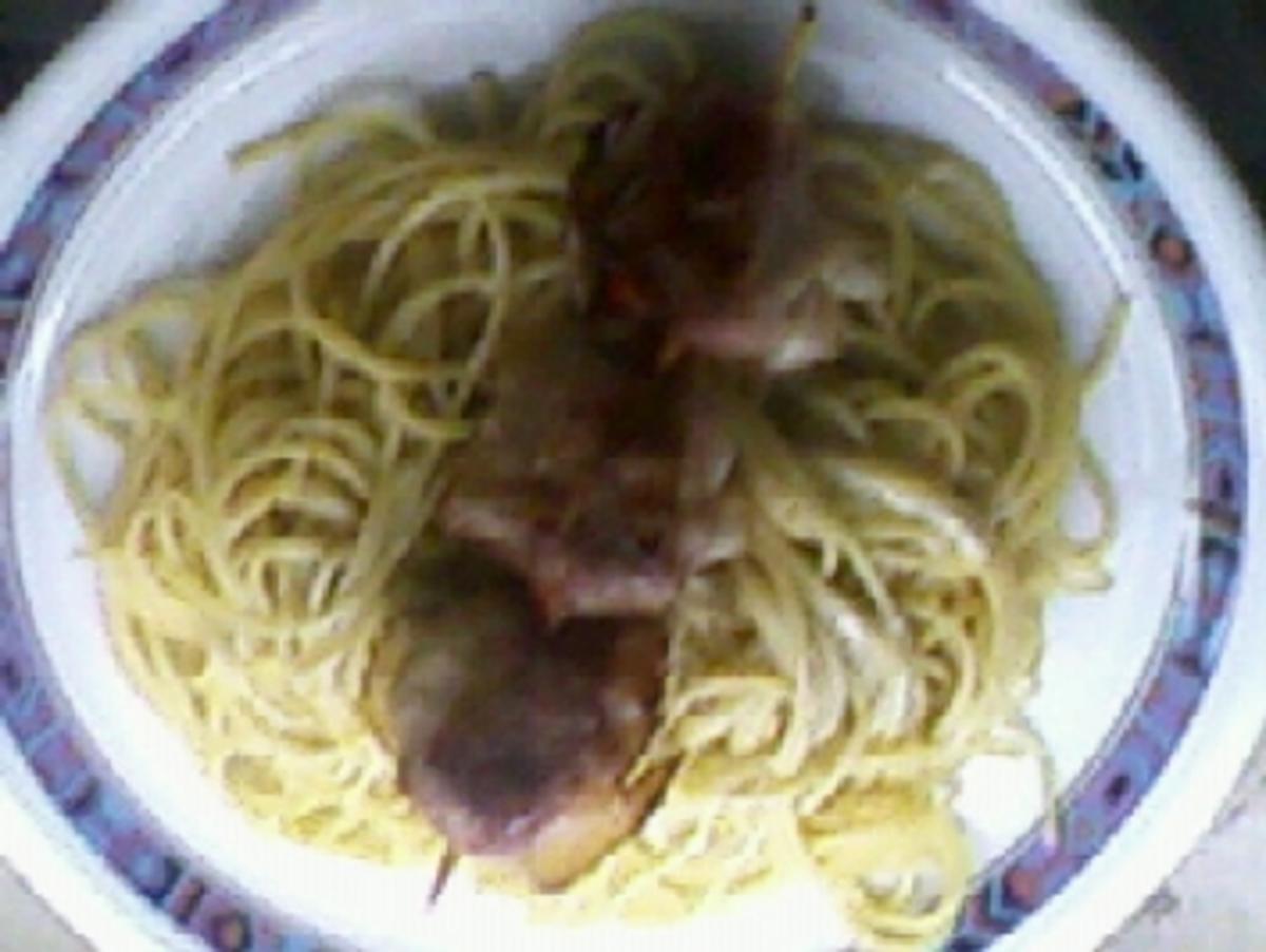Spaghetti mit Gorgonzolasoße und Kirschtomatenspieß - Rezept - Bild Nr. 3