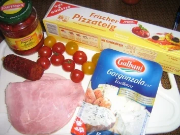 Rezept: Calzone-Gorgonzola Bild Nr. 2 Calzone-Gorgonzola - Rezept - Bild Nr. 2