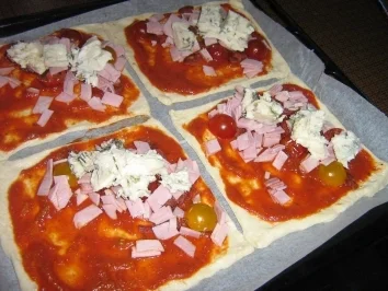 Rezept: Calzone-Gorgonzola Bild Nr. 5 Calzone-Gorgonzola - Rezept - Bild Nr. 5