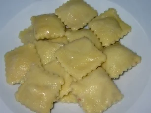 Rezept: Flusskrebs-Ravioli mit Salbeibutter Bild Nr. 9 Flusskrebs-Ravioli mit Salbeibutter - Rezept - Bild Nr. 9