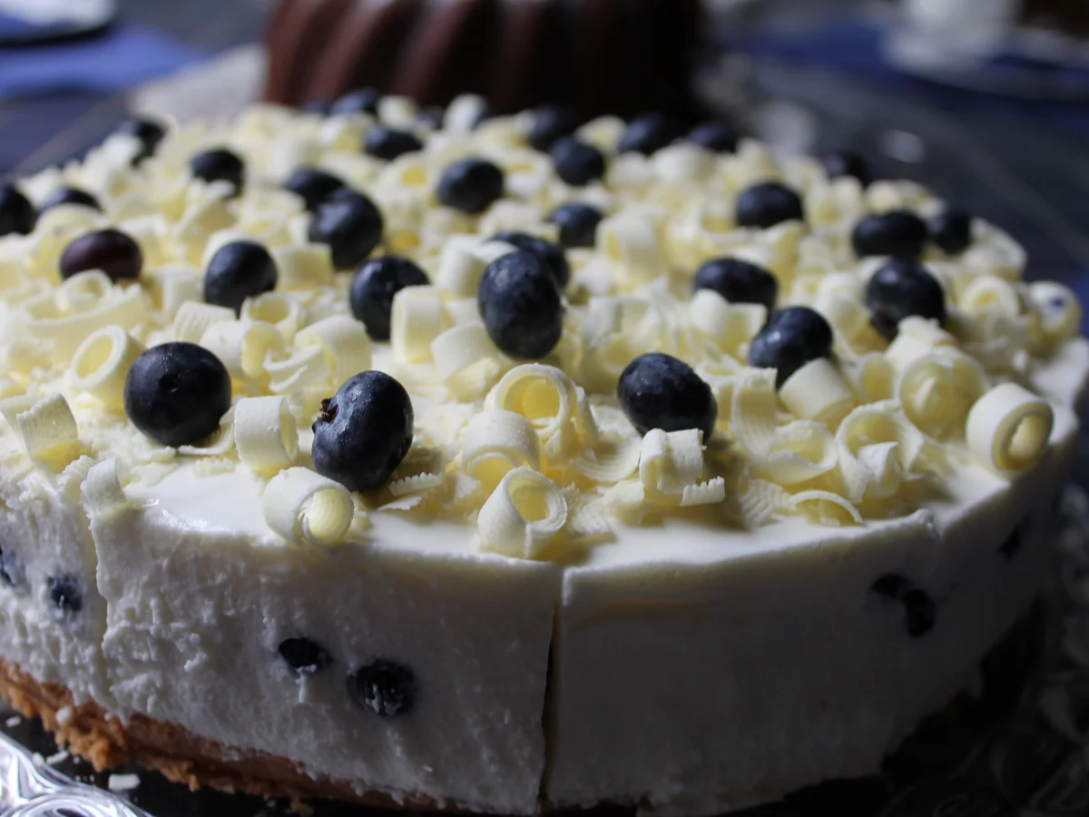 HEIDELBEER- EIERLIKÖR - TORTE    A' LA PEGGY - Rezept - Bild Nr. 3