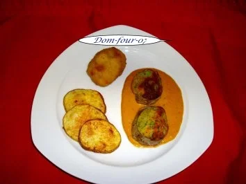 Rezept: Kalbsmedaillons mit Broccoli-Mandel-Parmesankruste an Paprikaschaumsoße Kalbsmedaillons mit Broccoli-Mandel-Parmesankruste an Paprikaschaumsoße - Rezept