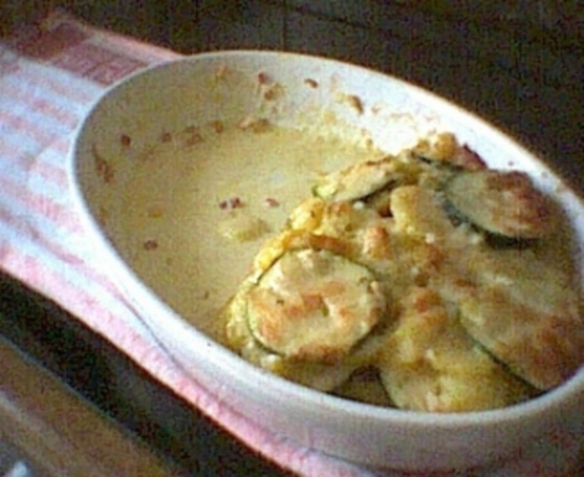 Auflauf mit Kürbis, Kartoffel und Zucchini - Rezept - kochbar.de