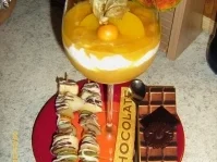 Fruchtspiesse an Mohnquark mit Pfirsichpüree - Rezept - Bild Nr. 2