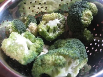 Rezept: Maismehlbrot (ohne Hefe) gefüllt mit Broccoli Bild Nr. 2 Maismehlbrot (ohne Hefe) gefüllt mit Broccoli - Rezept - Bild Nr. 2