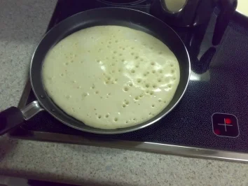 Rezept: Hefeplinsen Bild Nr. 4 Hefeplinsen - Rezept - Bild Nr. 4