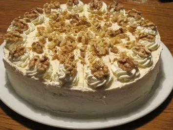 Walnuss-Krokant Torte - Rezept